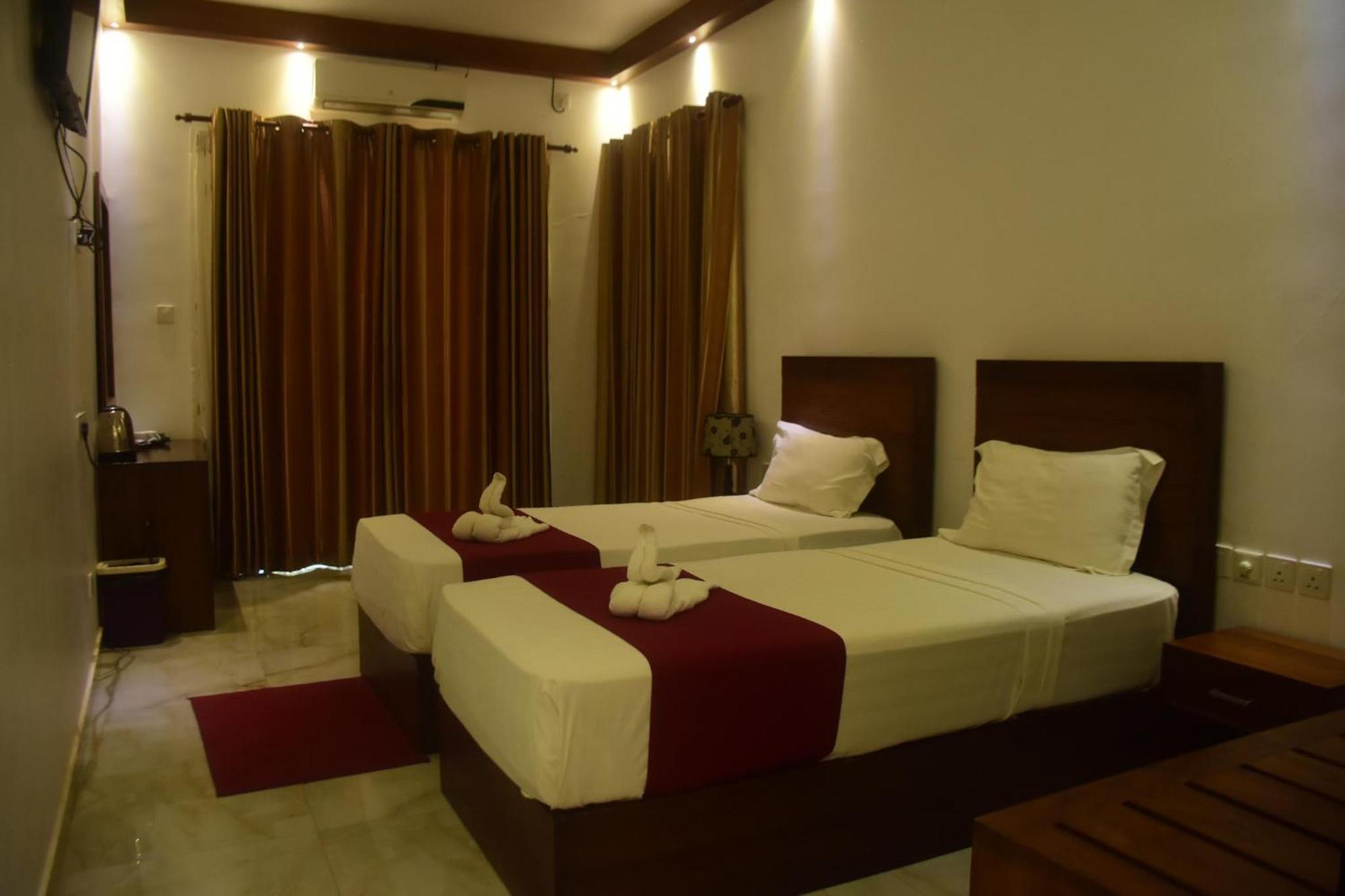 Elephant Eye Hotel Tissamaharama Zewnętrze zdjęcie